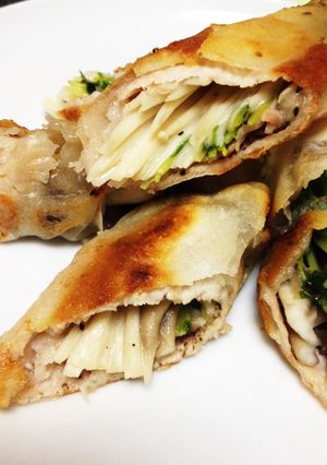 ☆豚肉とキノコのクルクル春巻き☆-レシピのメイン写真