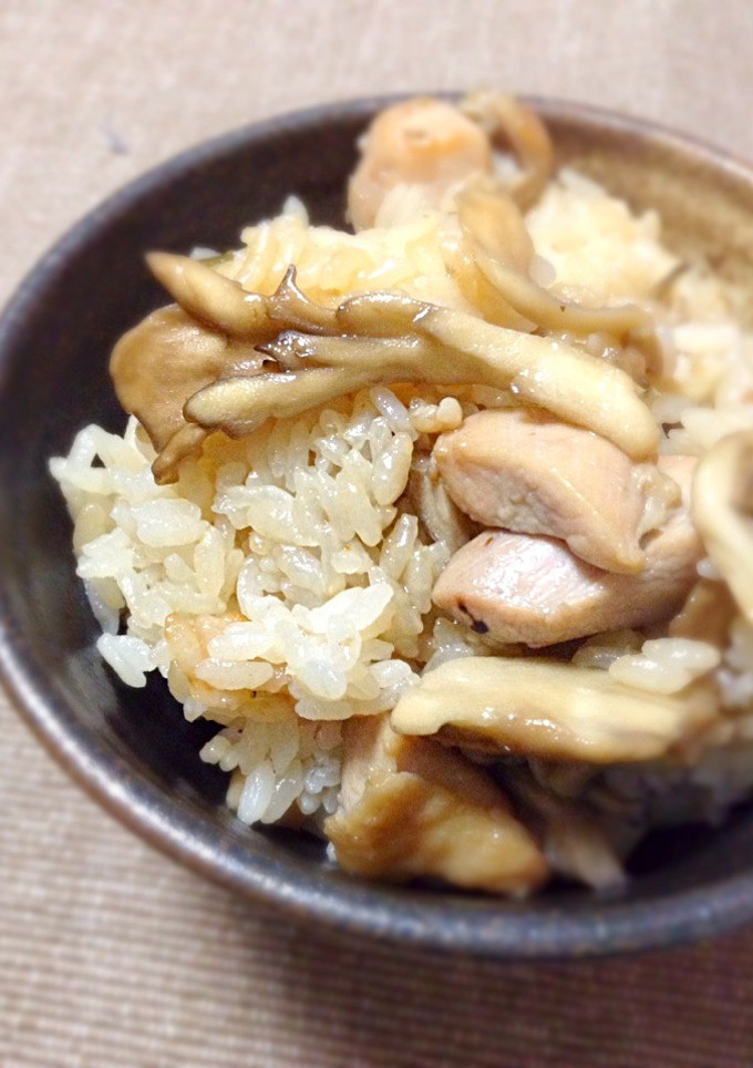 炊いてから入れるだけ！舞茸の炊き込みご飯-レシピのメイン写真