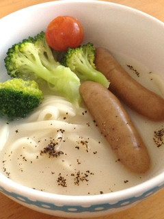 中華風牛乳スープでほっこりあったかうどん-レシピのメイン写真