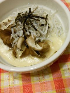 まいたけとしらすのココットカマン-レシピのメイン写真
