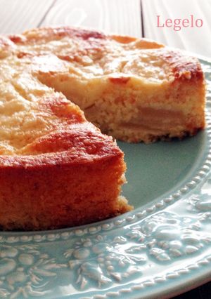 洋梨ココナッツケーキ♪しっとり&ザクザク-レシピのメイン写真