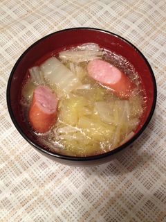 白菜とウインナーのスープ-レシピのメイン写真