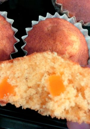ホットケーキミックスでマンゴーマドレーヌ-レシピのメイン写真