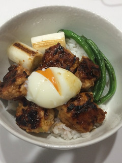 とろ〜り★温玉鶏つくね丼-レシピのメイン写真