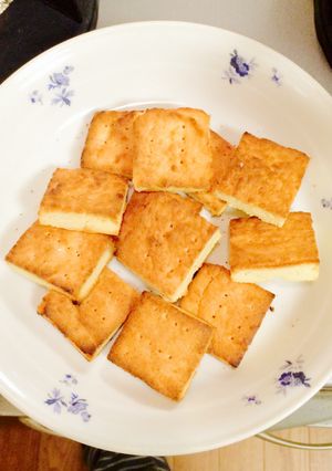 クッキー♫少材料4つ！甘ーくサックサク◎-レシピのメイン写真