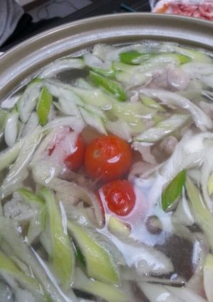 ミニトマトで豚しゃぶお鍋-レシピのメイン写真