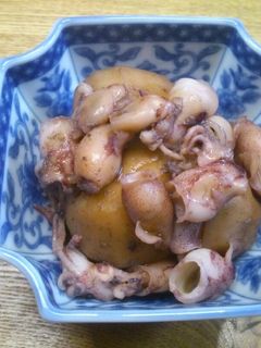 里芋と豆いかの煮物-レシピのメイン写真