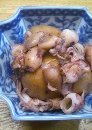 里芋と豆いかの煮物-レシピのメイン写真