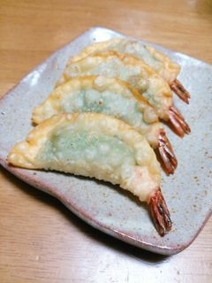 海老と大葉入り♡あっさり揚げ餃子-レシピのメイン写真