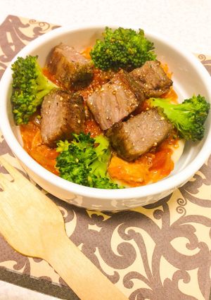 ステーキのっけ♪トマトソースカマン-レシピのメイン写真