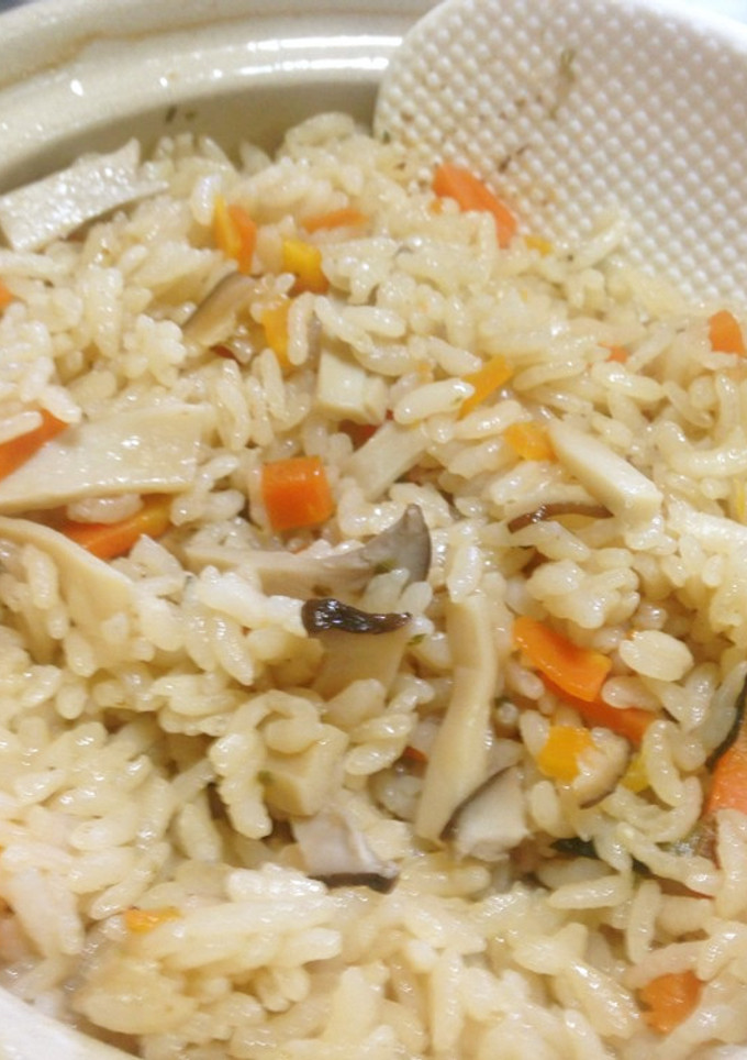 松茸風炊込みご飯♪-レシピのメイン写真