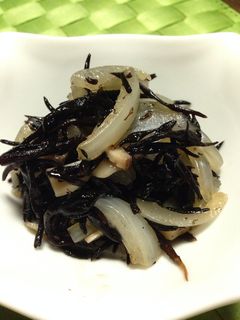 玉ねぎのひじき煮-レシピのメイン写真