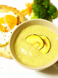 ブレンダーで!簡単☆濃厚さつまいもスープ-レシピのメイン写真