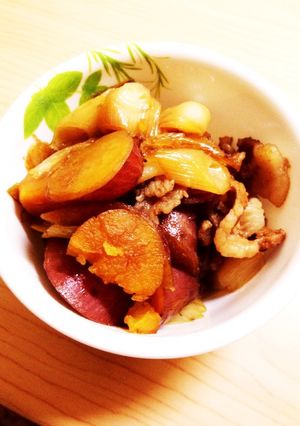 さつまいもと豚肉の甘辛煮-レシピのメイン写真