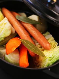 ソーセージとざく切り野菜のポトフ-レシピのメイン写真