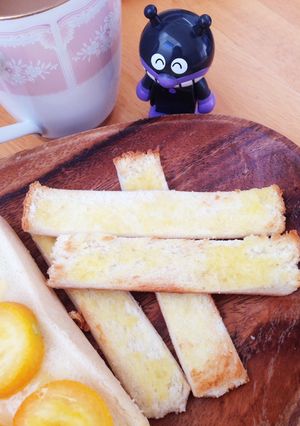 食パンの耳はトースターで塩ラスク！-レシピのメイン写真