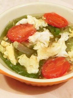 レタスとトマトのスープ-レシピのメイン写真