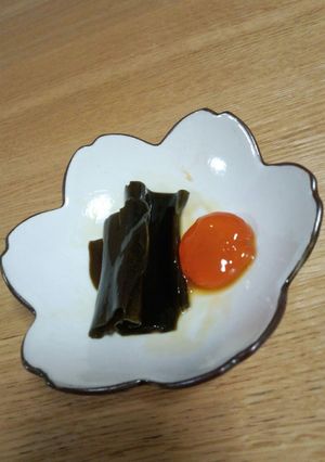 絶品♡卵黄の白だし漬け！-レシピのメイン写真