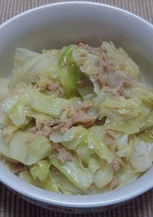 相性抜群！ツナとキャベツの炒め煮-レシピのメイン写真