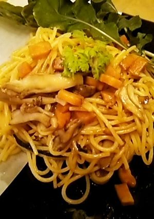 舞茸とベーコンの和風バター醤油パスタ-レシピのメイン写真