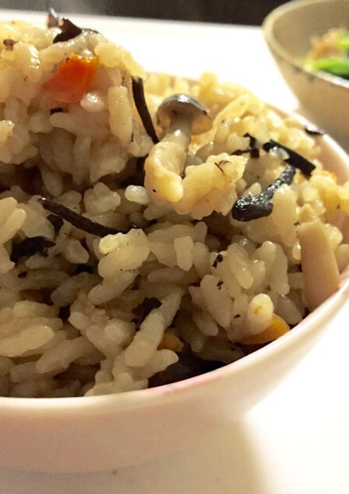 ひじきしめじ炊き込みご飯☆妊娠中にも☆-レシピのメイン写真