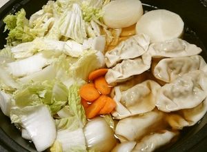 超簡単うまい！あったか和風餃子鍋☆-レシピのメイン写真