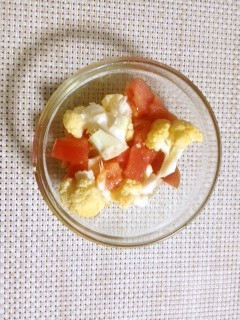 カリフラワーとトマトのサラダ-レシピのメイン写真