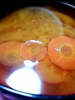 ヒラヒラ大根と人参の時短な味噌汁-レシピのメイン写真