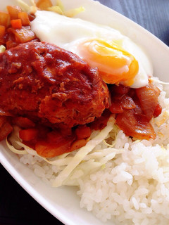 簡単!煮込みハンバーグからのロコモコ丼♩-レシピのメイン写真