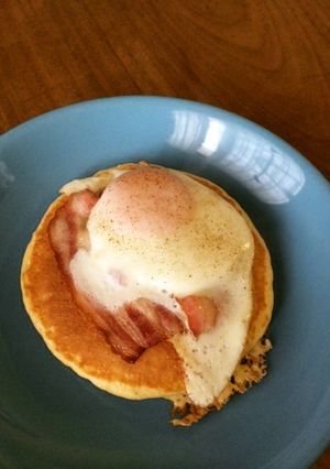 ベーコンエッグパンケーキ-レシピのメイン写真