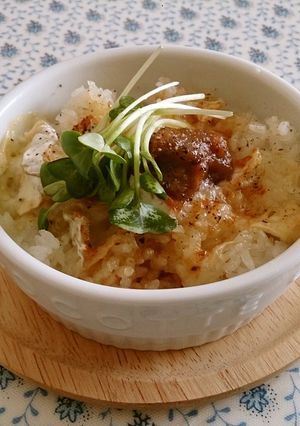 ご飯と梅干のココットカマン♪-レシピのメイン写真