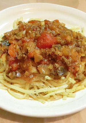挽肉と野菜のユーカリトマトソースパスタ-レシピのメイン写真