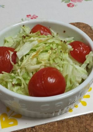 たっぷりキャベツとトマトのココットカマン-レシピのメイン写真