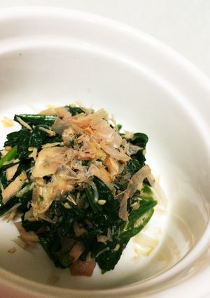 丼にお弁当もOK☆ほうれん草と鮭の和え物-レシピのメイン写真