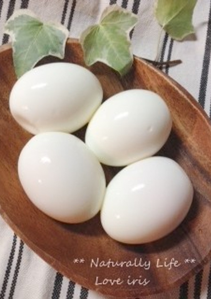 * 茹でたまごの♪つるるん♪皮剥き *-レシピのメイン写真