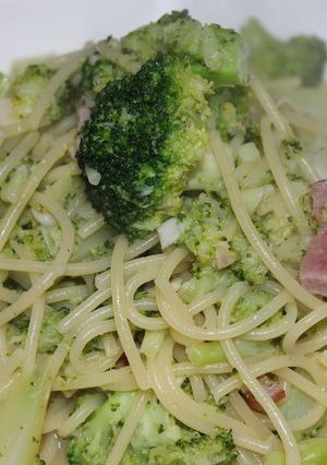 ブロッコリーとベーコンのパスタ-レシピのメイン写真