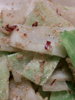 レンジで簡単♪ブロッコリーの茎と大根和え-レシピのメイン写真