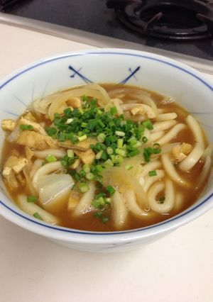 ルウとめんつゆで簡単調理！カレーうどん-レシピのメイン写真
