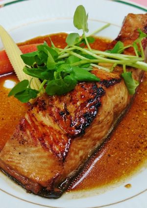 秋鮭のソテー☆バター醤油ぅ♪-レシピのメイン写真