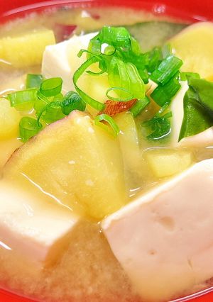 サツマイモの味噌汁(松小5)-レシピのメイン写真