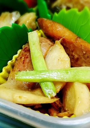 牛乳みそ炒め（カブ＆シャウエッセン使用）-レシピのメイン写真