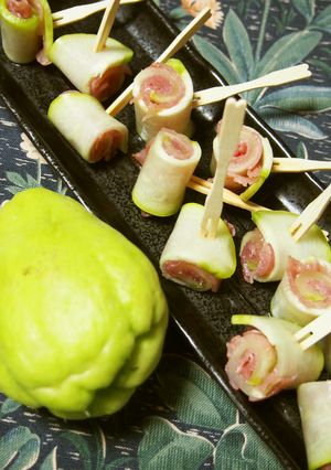 隼人瓜と生ハムのくるっと巻き＠＠-レシピのメイン写真