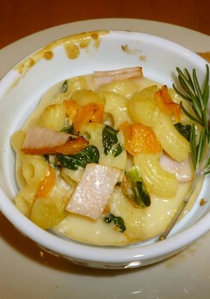 マカロニサラダでとろ～りココットカマン-レシピのメイン写真