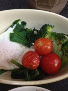 簡単栄養満点♡朝ごはんに卵と野菜の酒蒸し-レシピのメイン写真