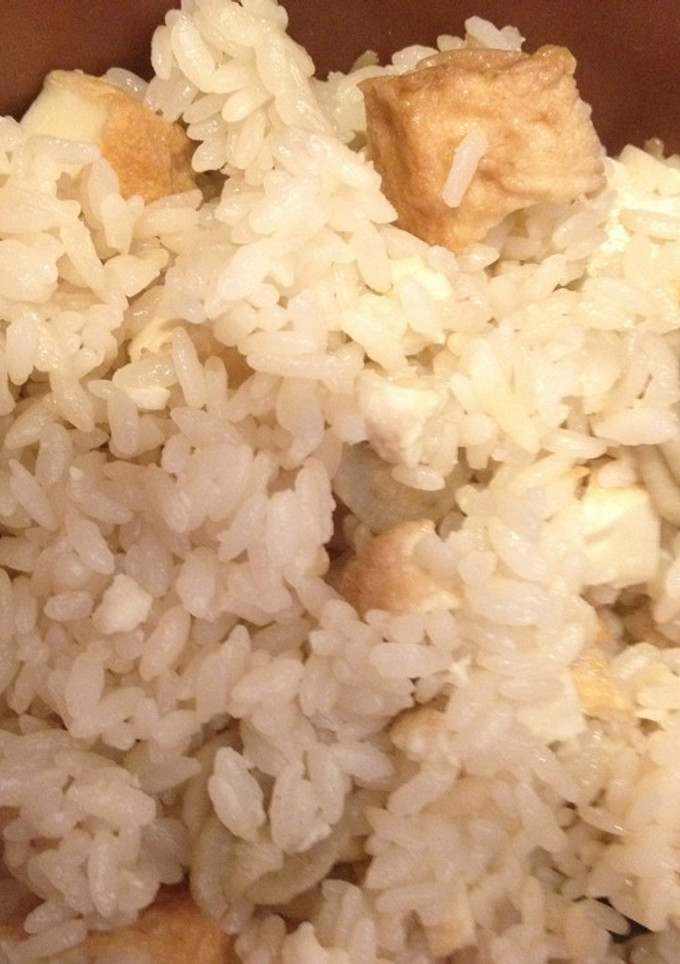 ヘルシー美味しい♪厚揚げの炊き込みご飯-レシピのメイン写真