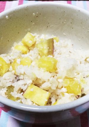 鶏そぼろとさつまいもの炊き込みご飯-レシピのメイン写真