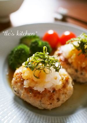 塩麹で美味しい♡椎茸入り鶏ハンバーグ-レシピのメイン写真