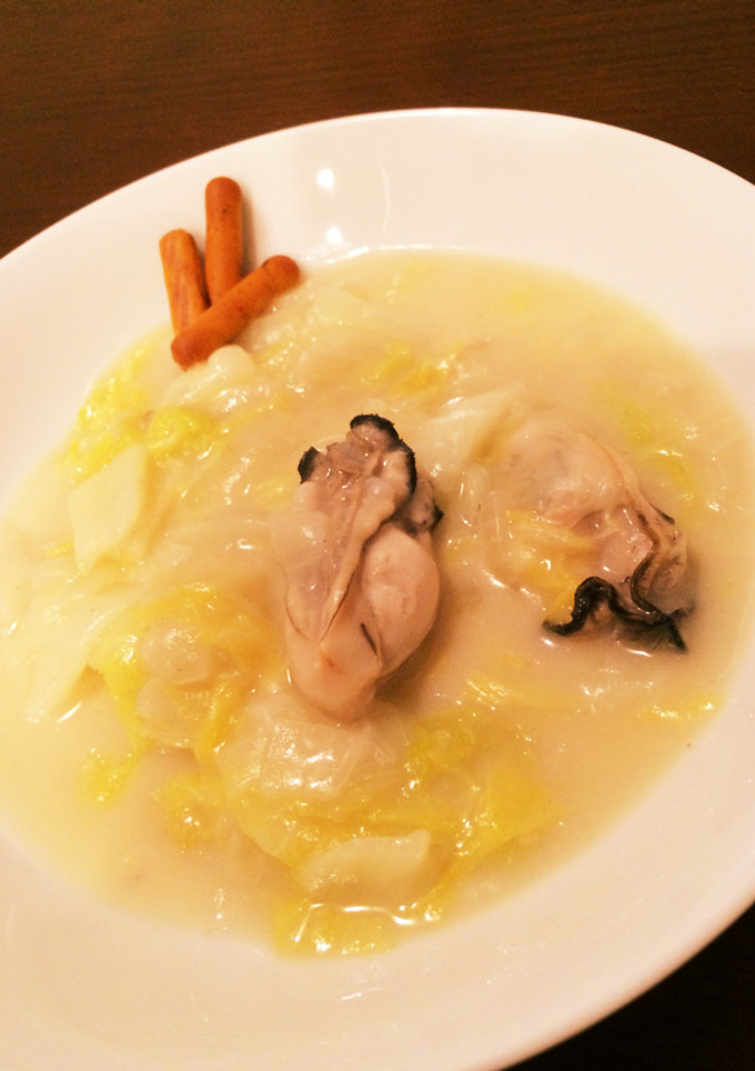 簡単☆白菜と牡蠣のとろとろクリーム煮-レシピのメイン写真