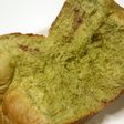 抹茶の食パン・あんこを巻いて