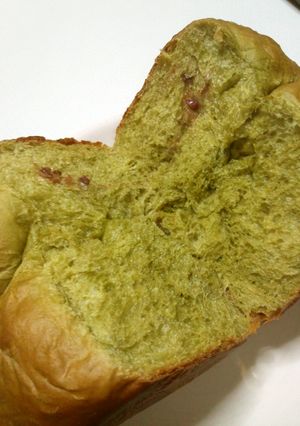 抹茶の食パン・あんこを巻いて-レシピのメイン写真